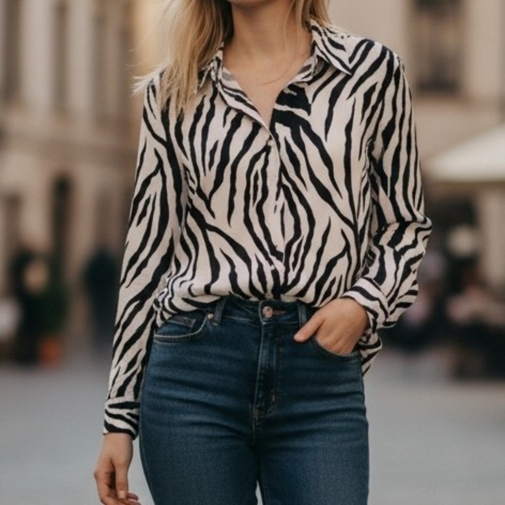 VTG DVF Black & White Zebra Button-Down Shirt 80s 90s Maximalism Loud Luxury